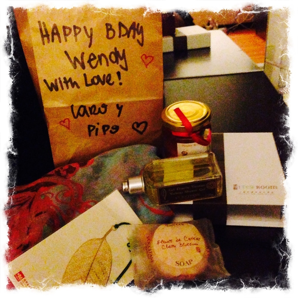 Adorable little gifts received from my friends tonight at my birthday. Totally unnecessary, but very much appreciated. 