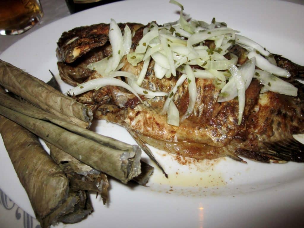poisson braisée and baton de manioc