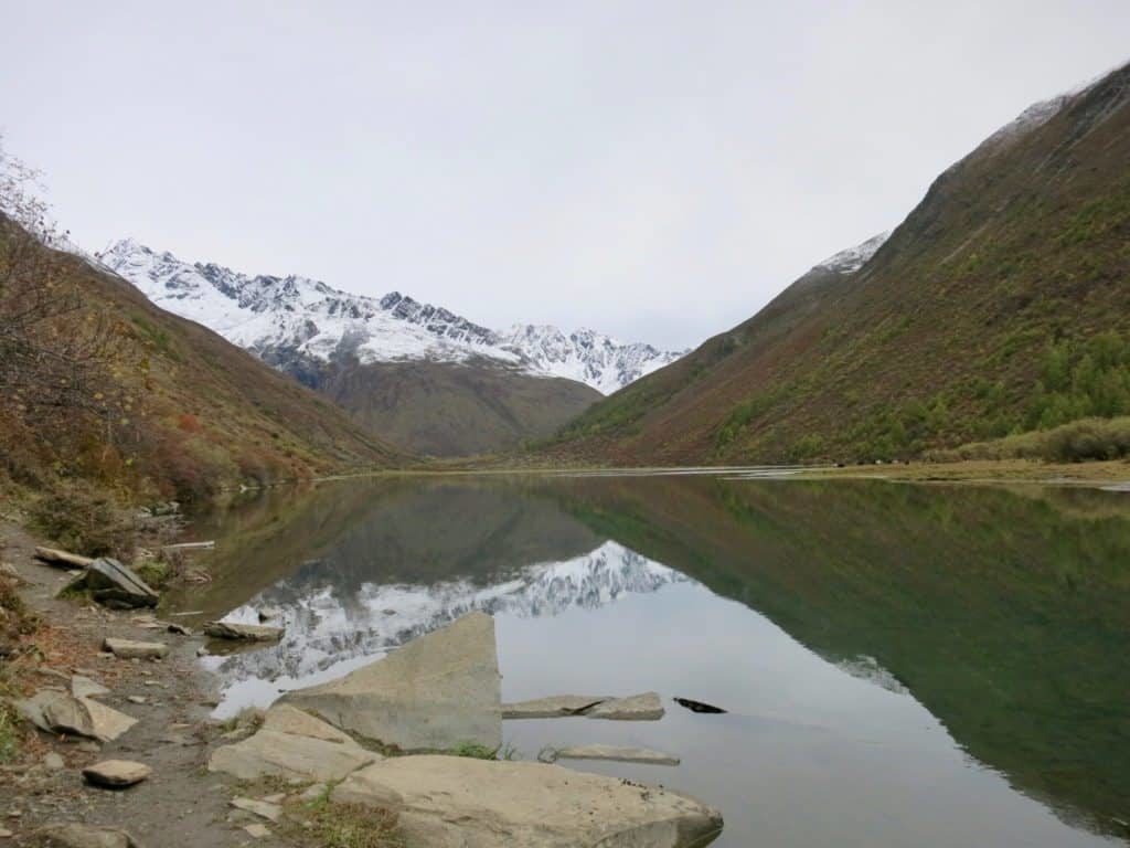 Hiking in Sichuan, China with Yejo Circle