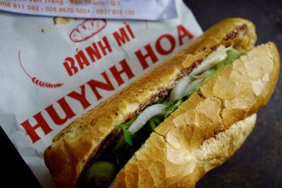 banh mi huynh hoa saigon ho chi minh city